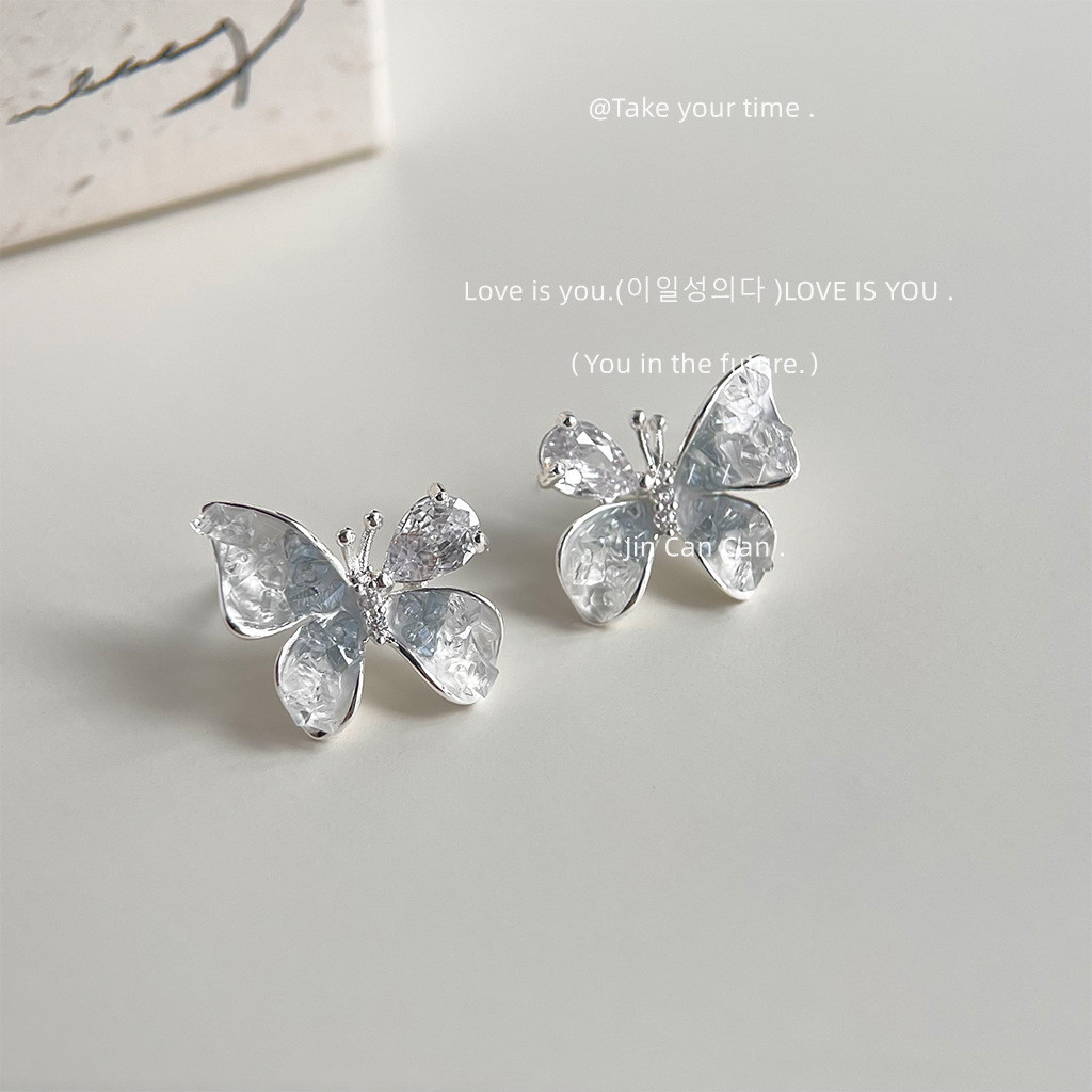 Bông Tai Bướm Bạc 925 với Kim Zircon và Thủy Tinh Pha Lê Màu Gradient - Style Thanh Lịch và Ngọt Ngào Mori