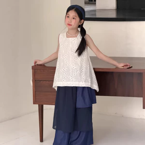 Trẻ Em Camisole 2026 Mùa Hè Bé Gái Phiên Bản Hàn Quốc Màu Trơn Rỗng Không Tay Top Trẻ Em Áo Sơ Mi Dovetail