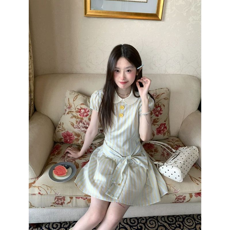 [Những điều tốt đẹp Hàng mới về] Cổ búp bê sọc ngắn tay phong cách ngọt ngào kiểu Pháp Váy ngắn hẹp mùa hè Phong cách mới Váy ngắn giảm tuổi nhỏ