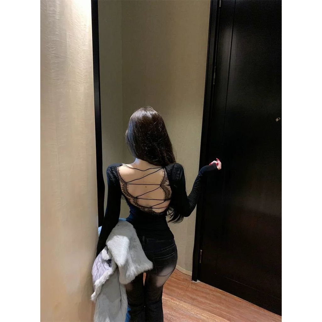 Milyfashion Áo sơ mi ren up slim-fit đen sâu chữ V tay dài, phong cách Y2K thời thượng