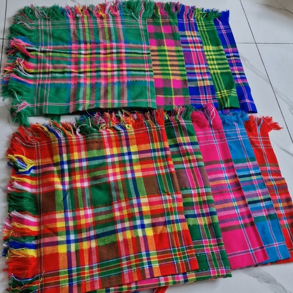 ( Hàng loại 1) Khăn len thổ cẩm Tây Bắc loại đẹp size 80cm x 80cm, phụ kiện biểu diễn. Đạo cụ phụ kiện Nguyễn Nhật