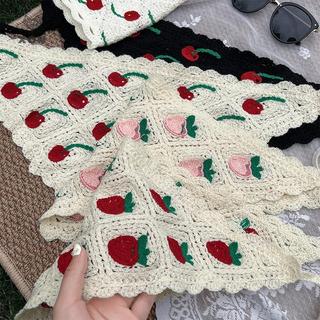 Khăn Rỗng Tam Giác Handmade Phù Hợp Mùa Xuân Hè - Màu Dâu Anh Đào