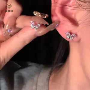 4 Bông Tai Thả Xuyên Cho Nữ Sụn Tai Xuyên Bông Tai Pha Lê Kim Cương Giả Sáng Tạo Bông Tai Thời Trang [Mina]