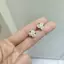 HFSHY 1 / 4 Cặp Hoa Ngọt Ngào Bướm Bông Tai Dành Cho Nữ Bé Gái Dễ Thương Mini Nhựa Bông Tai Dự Tiệc Thời Trang Phụ Kiện Trang Sức Quà Tặng VN