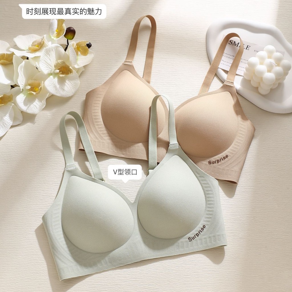 Simple Jelly Strip Hỗ trợ mềm Cốc cố định Đồ lót nâng ngực nhỏ không có vòng thép