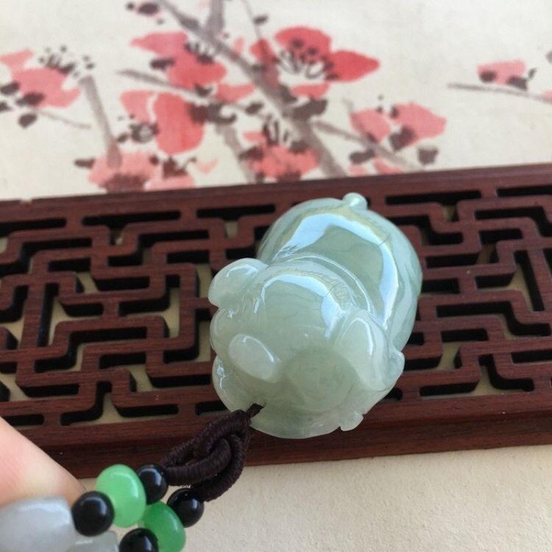 Đá Tự Nhiên Ngọc Heo - Mặt Dây Chuyền May Mắn Cho Nam Và Nữ