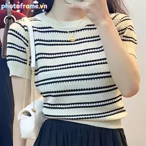 Khung Ảnh Mùa Hè Mới Thời Trang Sọc Tay Ngắn Màu Trơn Đa Năng Giảm Tuổi Giảm Béo Dệt Kim Top Áo Thun VN