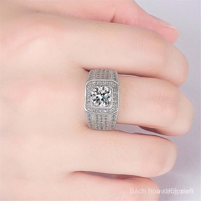 Nhẫn đính hôn kim cương thiết kế sang trọng cho nam
