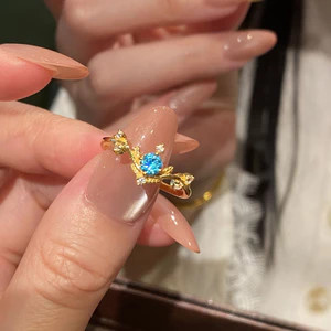 Mới Trung Quốc Ánh Sáng Sang Trọng Vòng Hoa Vàng Sống Nhẫn Nữ Niche Thiết Kế Kẻ Sọc Zircon Cao Cấp Nhẫn Có Thể Điều Chỉnh