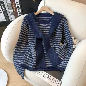 Áo len kẻ sọc ngang kèm khăn quàng cổ rời form rộng phong cách XIMIMI SP412