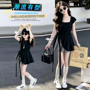Bé Gái Phiên Bản Hàn Quốc Cổ Vuông Áo Thun Mùa Hè Phong Cách Mới Trẻ Em Nhỏ Tay Bay Thiết Kế Không Đều Top