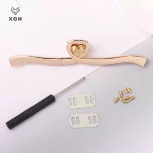Túi khóa quay bằng kim loại Phần cứng hình trái tim Túi dệt DIY Khóa xoắn Khóa xoay Túi màu vàng Phụ kiện khóa [Mina]