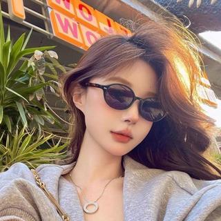 Kính Mát Màu Nâu Hình Bầu Dục Retro Nhỏ Mùa Hè Sắc Thái Cho Nam Nữ Chống Tia UV Kính Mắt Bảo Vệ Tia UV Quà Tặng Ngoài Trời