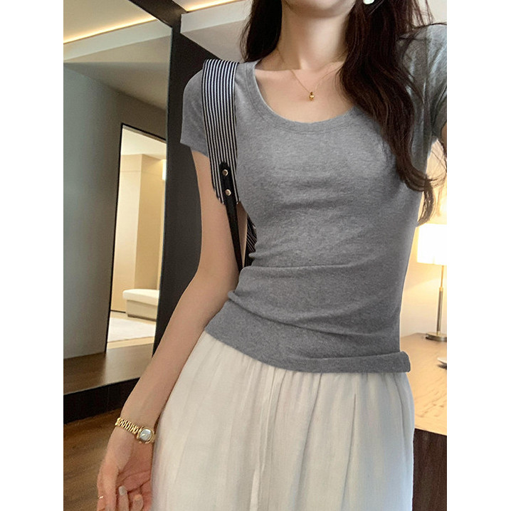 SUXI Áo thun ngắn tay cổ chữ U màu trơn nhẹ nhàng dành cho nữ mùa hè mới 260513
