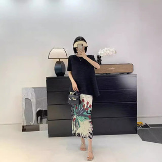 Miyake Xếp Ly Nữ Nữ Tay Ngắn Không Đều Áo Sơ Mi Nữ Niche Thiết Kế Top Không Tay Top Nữ Mùa Hè Phong Cách Lười