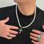 Vòng cổ chéo ngọc trai giả Unisex - Hạt Lustrous + Mặt dây chuyền Gothic mạ bạc - Có thể điều chỉnh 51-60cm - Trang sức hàng ngày tối giản sang trọng