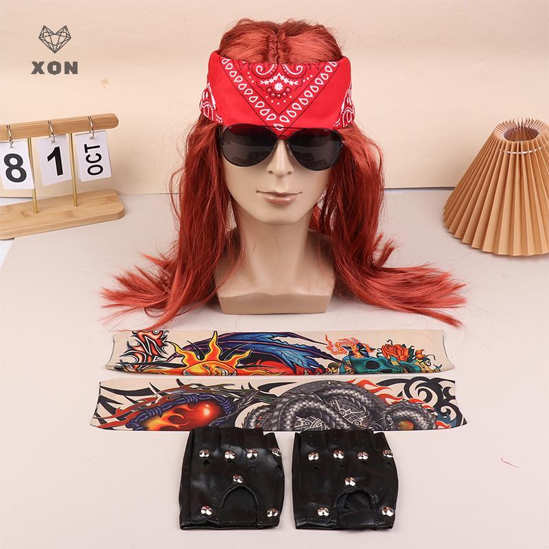 Trang Phục Rocker Nam Nữ Style 70s với Kính Mát và Vòng Cổ