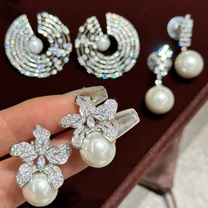 Hàn Quốc Thời Trang Hàn Quốc Thanh Lịch Hoa Ngọc Trai Zircon Bông Tai Sang Trọng Bán Buôn