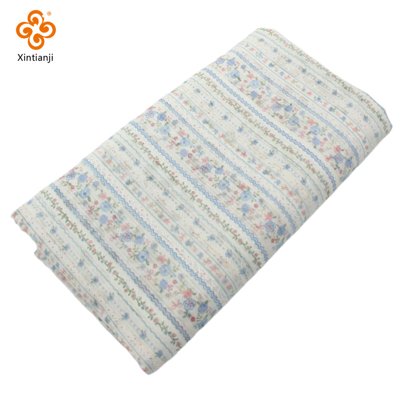 Thoáng Khí Mỏng Đốt Cháy Hoa Vải Jacquard Màu Xanh Nhạt Hình Thoi Nổi Đường Ẩn Dệt May Cho Sườn Xám Làm TJ2750
