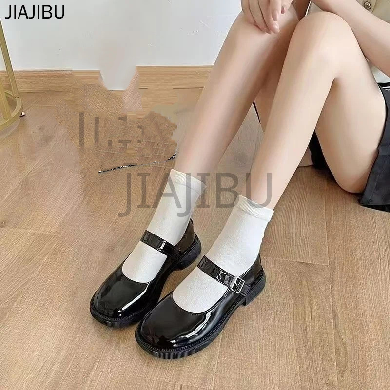 Size 34-45 Giày Học Sinh Kiểu Anh Mũi Tròn Đế Dày Chống Trơn Trượt Màu Đen Dành Cho Nữ Sinh 44 Giày Nữ Cỡ Lớn Chất Lượng Cao 43 Korean Fashion Casual Mary Jane Shoes 42 Giày Bệt Phong Cách Nhật Bản JK Lolita 41