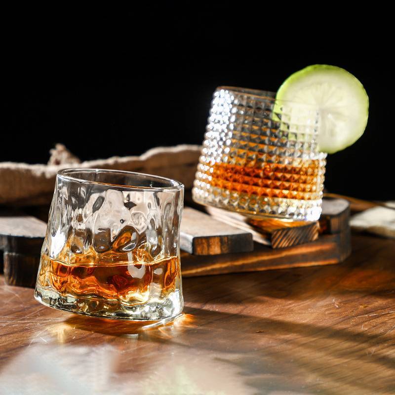 [F & O] Kính Whisky Sáng Tạo Dụng Cụ Thủy Tinh Quay Bền Cotails Rượu Brandy Cup Nước Nước ép Trà Cốc Uống Tiệc Ly {vn}