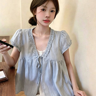 Áo sơ mi nữ mùa hè tươi mát kẻ sọc xanh dương thắt nơ phía trước, kiểu dáng xếp lớp, tay ngắn, viền bèo nhún.