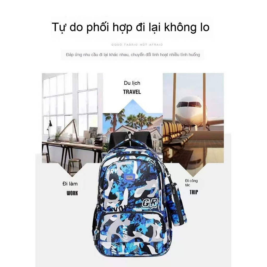 Ba lô có ngăn lớn được làm từ vải nhẹ chống thấm nước.