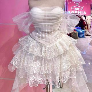 ￼Đầm Váy Tơ Trễ Vai Cúp Ngực Phối Chân Váy Ren Tua Rua Nhiều Tầng Phong Cách Tiểu Thư Sexy Sang Chảnh Ld Strore Fashion