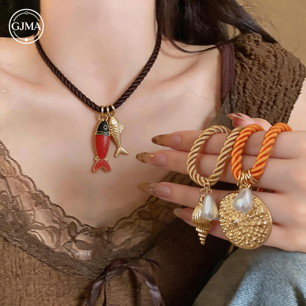 Kim Loại Nhỏ Cá Nhăn Vòng Cổ Tròn Niche Phong Cách Kỳ Nghỉ Choker Thiết Kế Cảm Giác Phụ Kiện