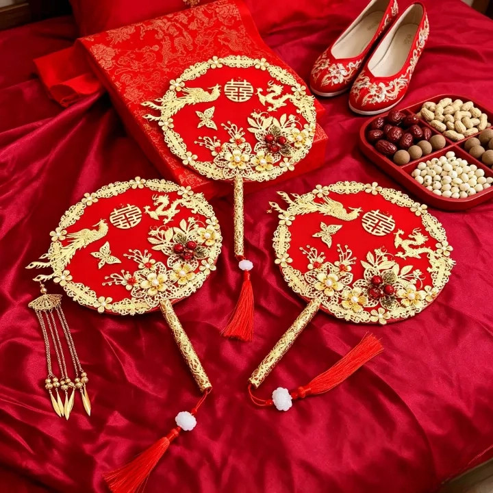 Quạt tay cưới hỏi phong cách trung quốc dành cho tân nương Phụ kiện lễ cưới, Quạt cô dâu, Thủ công