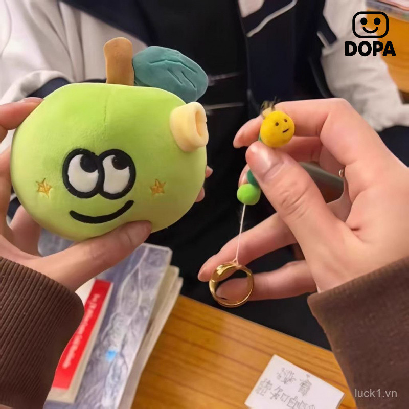 Spike Price Apple Caterpillar Mặt Dây Chuyền Sang Trọng Búp Bê Dễ Thương Sâu Dài Hòa Bình Trái Cây Móc Khóa Ẩn Nhẫn Quà Tặng Bất Ngờ