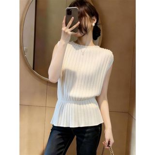 [Giảm giá trong thời gian có hạn] Áo len không tay trắng phong cách tối giản phong cách Hàn Quốc dành cho nữ mùa hè 2026 Phong cách mới Slimer Look Tính khí hàng đầu