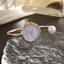 Đồng hồ chuyển màu mặt mẹ-of-Pearl dành cho sinh viên Phiên bản Hàn Quốc Đơn giản Phù hợp với đồng hồ đeo tay mở nhỏ 26.5.15