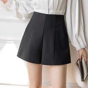 Phù Hợp Với Quần Short Nữ 2024 Rời Cao Cấp Trắng Mặc Ngoài Chữ a Ôm Hơn Nhìn Thường Ngày Quần Ống Rộng Chân Dài 5.12