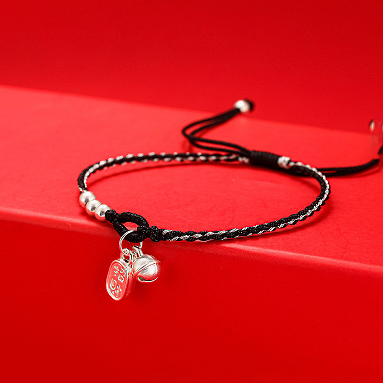 Vòng tay dây màu đỏ may mắn 999 Sterling