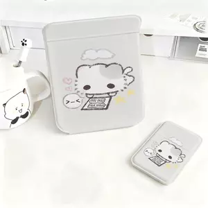Mèo nhỏ đọc báo Chất liệu bền đẹp, kiểu dáng hiện đại Gương trang điểm gấp cao cấp