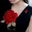 Hoa Hồng Đỏ Thổ Cẩm Nữ Thời Trang Hợp Kim Cảm Thấy Chống chói Phụ Kiện Phù Hợp Với Cổ Pin Đường Cổ