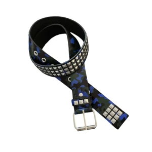 Thắt lưng họa tiết ngụy trang màu xanh lam Cincher có đinh tán vuông Da PU chắc chắn Chiều dài 110cm Phù hợp với hầu hết các kích cỡ eo