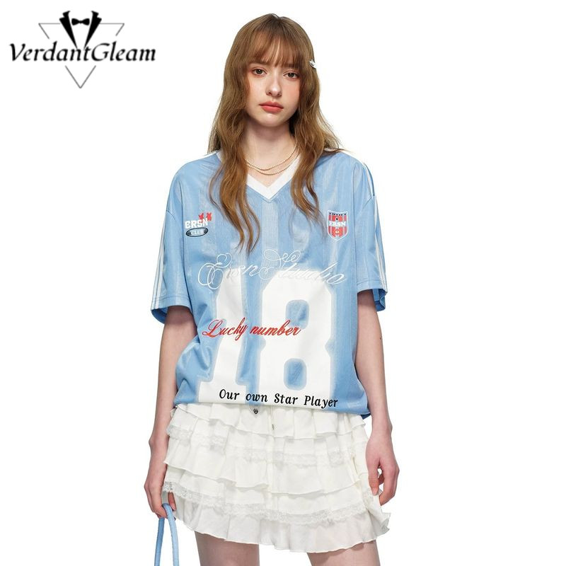 Áo thun thể thao cổ chữ V VG Retro có in số đậm và thiết kế sọc cho mùa hè