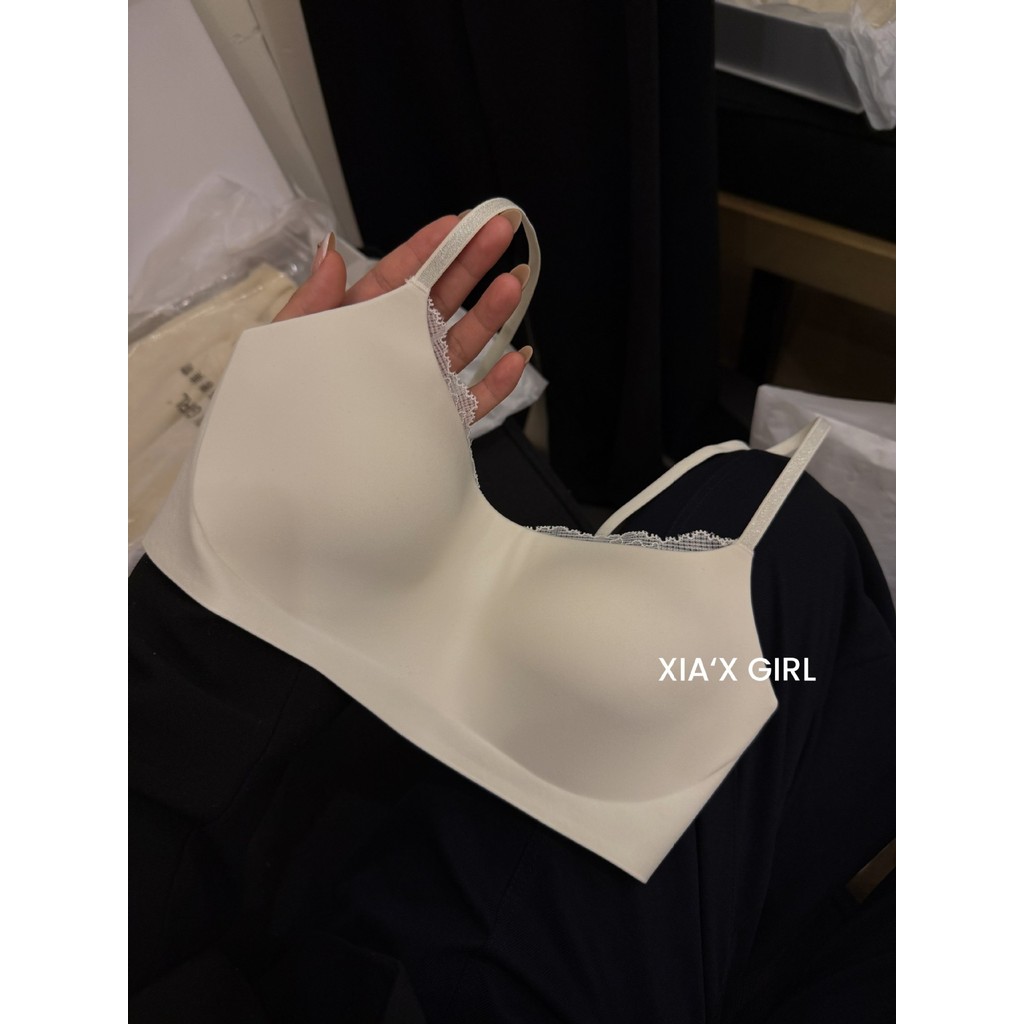 Chất Lỏng Nền Liền Mạch Ống Top Quần Lót Nữ Ngực Nhỏ Tập Hợp Áo Ngực Lưng Đẹp Nhận Ôm Hơn Nhìn Khỏa Thân Thoải Mái Mỏng Không Vòng Thép Phong Cách Hàn Quốc Cô Gái Sạch Sẽ Mùa Hè Mặc Hàng Ngày