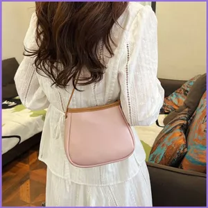 SQ11 Túi đeo chéo bằng da mềm Mini mới dành cho nữ Túi đeo vai vuông màu trơn