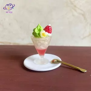 HFTOY 1 / 5 Cái Nhà Búp Bê Thu Nhỏ Kem Bánh Món Tráng Miệng Giáng Sinh Dâu Tây Cốc Kem Giả Vờ Chơi Nhà Bếp Cho Trẻ Em Phụ Kiện Đồ Chơi ~