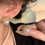 S925 Bạc Kim Pháp Ánh Sáng Sang Trọng Bông Tai Ngọc Trai Nữ Đơn Giản Niche Tính Khí Cao Cấp Bông Tai Mới Retro 2026-6-1
