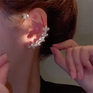 Phong Cách Mới Siêu Cổ Tích Không Lỗ Treo Tai Nữ Không Xỏ Tai Treo Tai Bông Tai Mới Phong Cách Trung Hoa Tai Treo Tai Phong Cách 2026-6-1