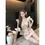 Áo sơ mi ngắn tay hình vuông cay ngọt ngào dành cho nữ Thiết kế mùa hè hoa thon gọn hơn trông khâu áo ngắn