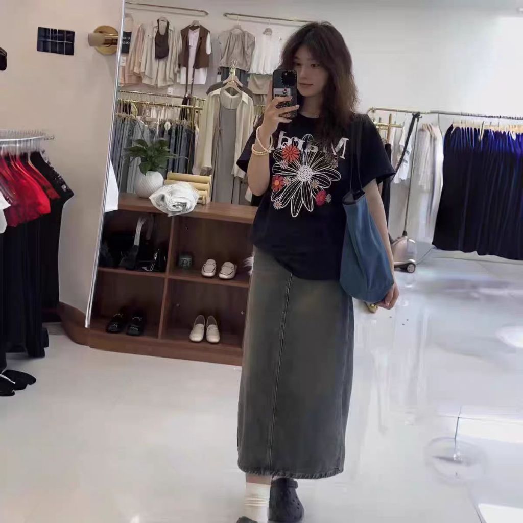 （Giao hàng 24h）Angela Áo Thun Oversize Nữ Angela Siêu Mềm Mịn - Áo Phóng To Form Rộng Style , Chất Vải Mềm Mại Màu Đẹp