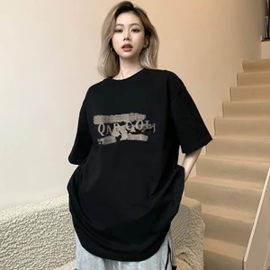 （Giao hàng 24h）Angela Áo thun Đen mùa hè Salute unisex ocal brand áo phông fashion vintage versatile