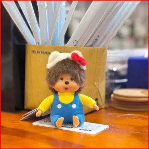 BH2 MONCHHICHI x Hello Kitty Plushie Hợp tác Đồ chơi hợp thời trang Vinyl Hộp mù sang trọng Túi búp bê Charm HB2