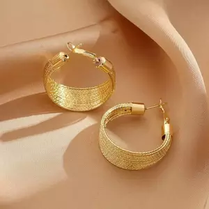 PNPIA- 1 Đôi Bông Tai Hình Học Kim Loại Phóng Đại Hình Chữ C Cho Nữ Đơn Giản Cá Tính Bông Tai Thời Trang Trang Trang Sức Cưới Quà Tặng Sinh Nhật