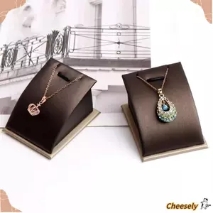 Giá trưng bày mặt dây chuyền CHEESELY, Giá đỡ trang sức tiết kiệm không gian bằng da PU, Giá đỡ trưng bày nhẹ có thể bảo vệ Mini đơn giản cho bàn trang điểm